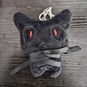 🌺 Lot B/E Black Cat Plush Keychain with Red Eyes